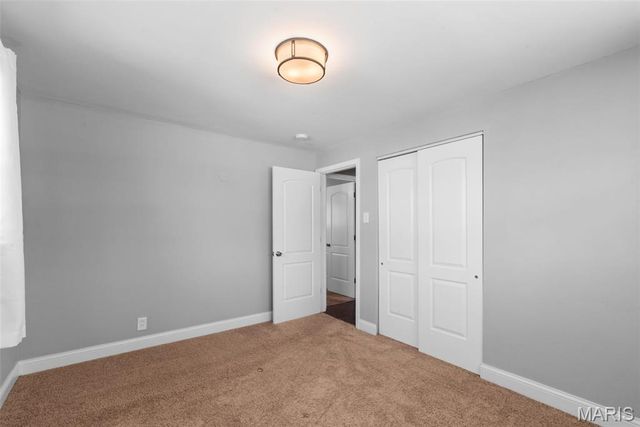 21 Graeler Drive, St Louis, MO 63146