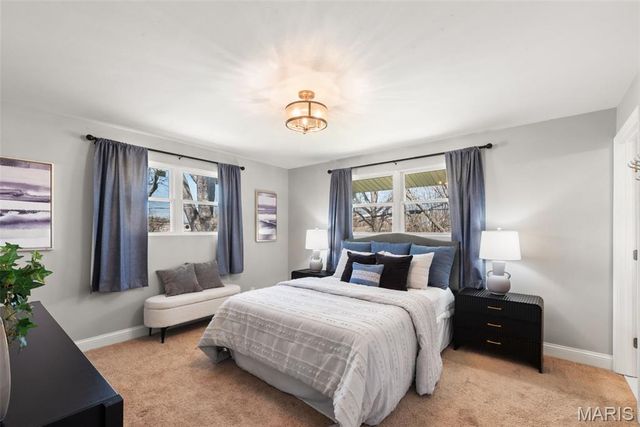 21 Graeler Drive, St Louis, MO 63146