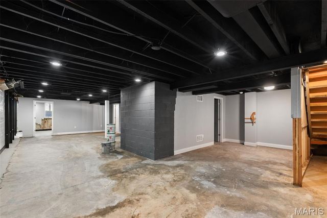 21 Graeler Drive, St Louis, MO 63146