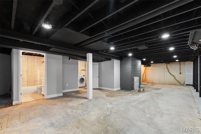 21 Graeler Drive, St Louis, MO 63146