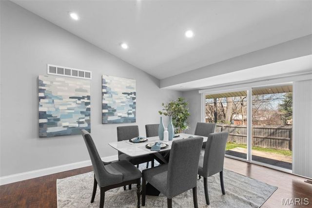 21 Graeler Drive, St Louis, MO 63146