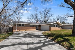 21 Graeler Drive, St Louis, MO 63146