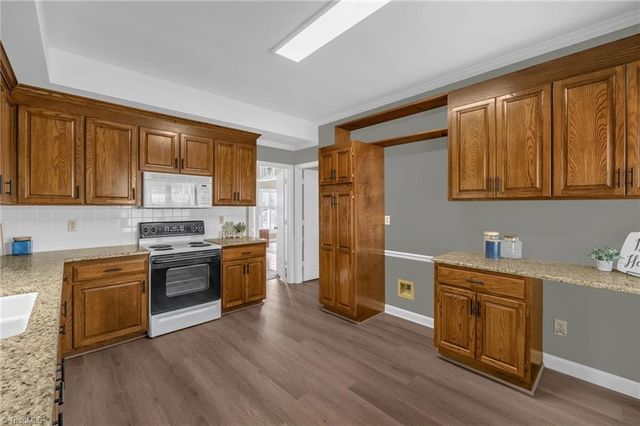 217 Mctavish Lane, Winston-salem, NC 27103