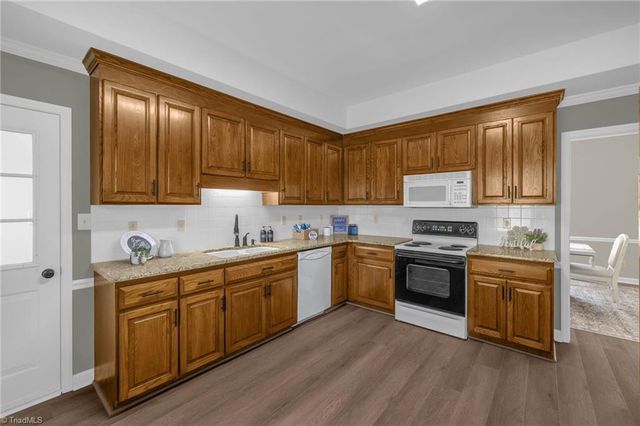 217 Mctavish Lane, Winston-salem, NC 27103