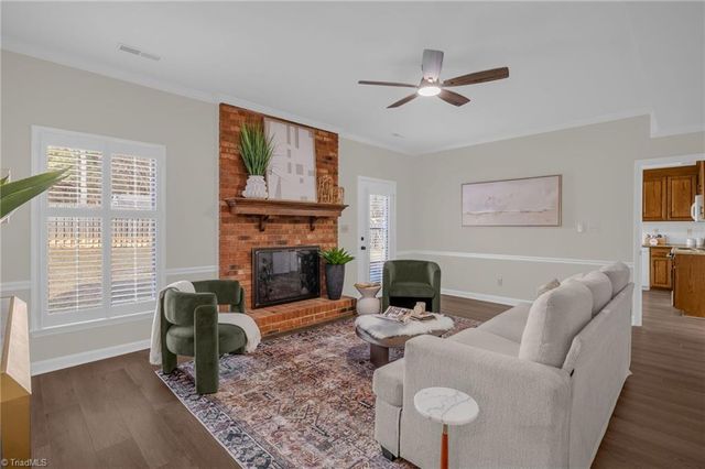 217 Mctavish Lane, Winston-salem, NC 27103