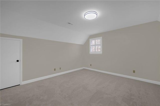 217 Mctavish Lane, Winston-salem, NC 27103