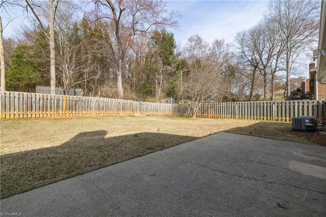 217 Mctavish Lane, Winston-salem, NC 27103