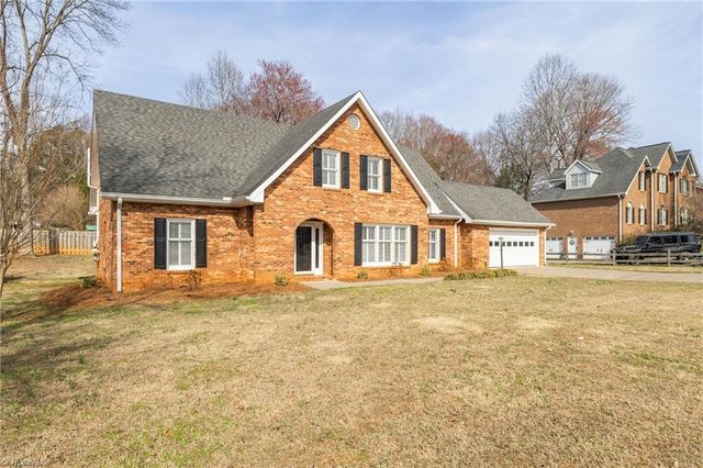 217 Mctavish Lane, Winston-salem, NC 27103