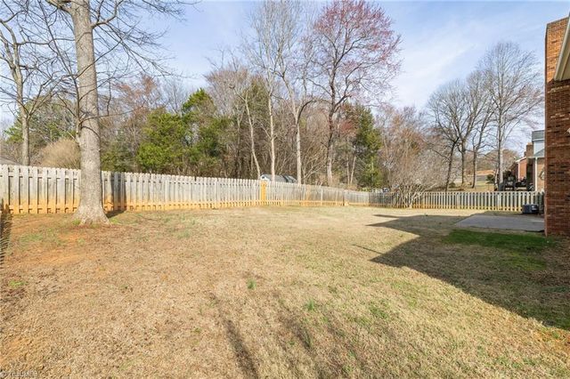 217 Mctavish Lane, Winston-salem, NC 27103