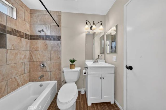 2380 Bryson Place, Simi Valley, CA 93065