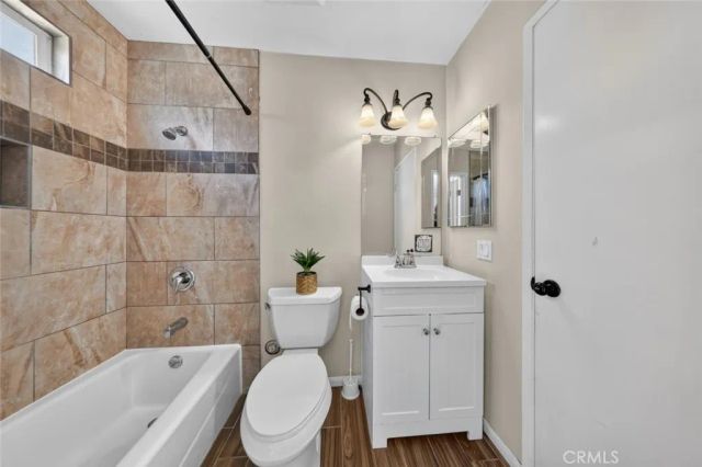 2380 Bryson Place, Simi Valley, CA 93065