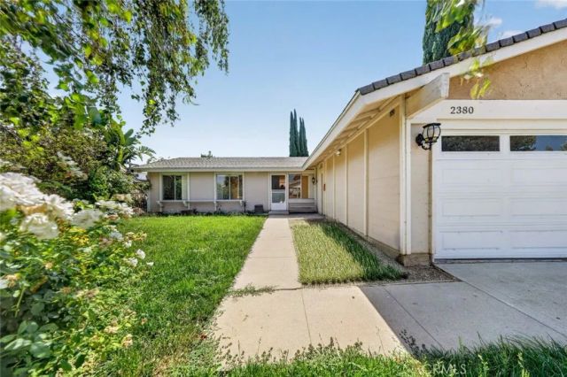 2380 Bryson Place, Simi Valley, CA 93065