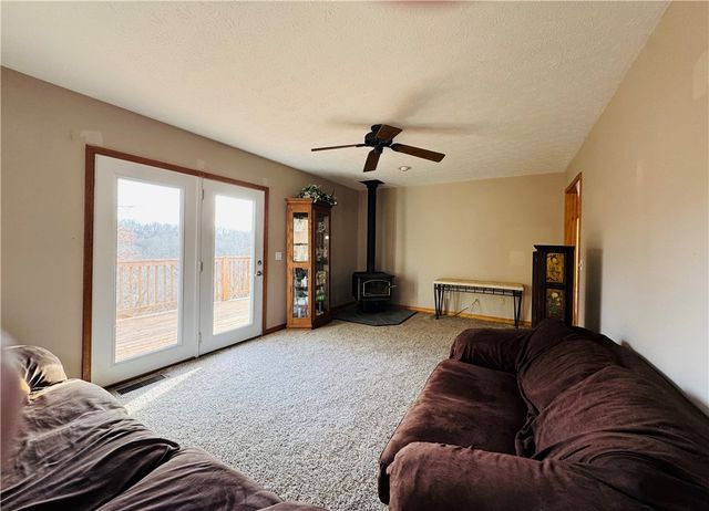 51 NW Ridge Drive, Eureka Springs, AR 72631