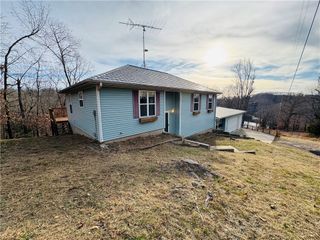 51 NW Ridge Drive, Eureka Springs, AR 72631