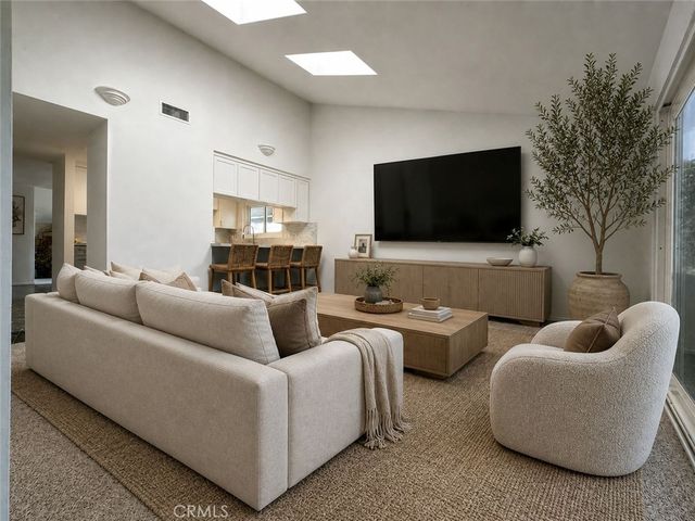 24451 Peacock St., Lake Forest, CA 92630