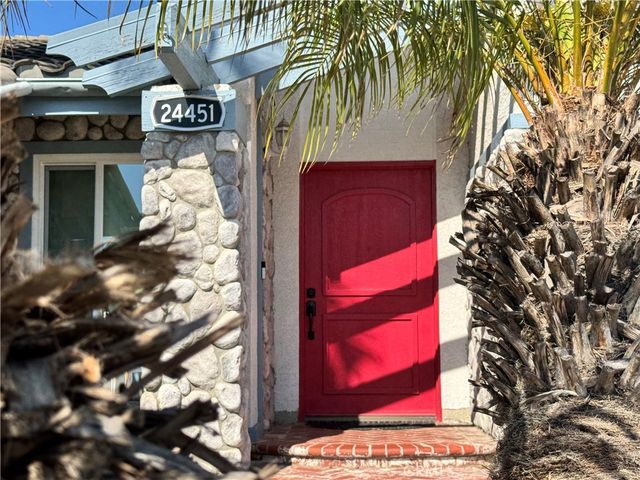 24451 Peacock St., Lake Forest, CA 92630