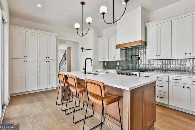 940 Laurel Brooke Avenue, Peachtree City, GA 30269