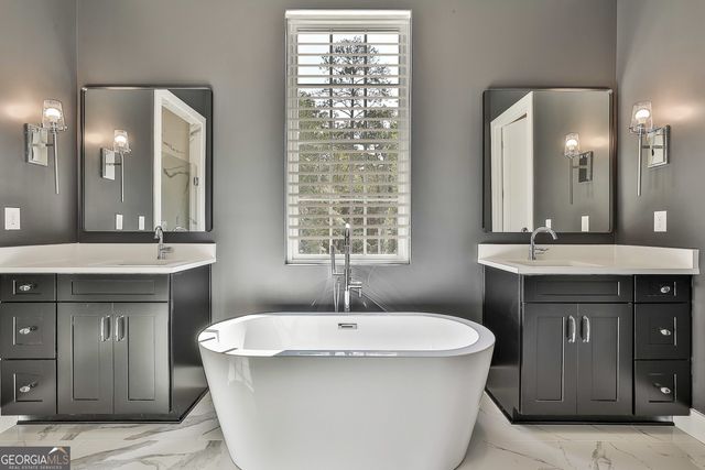 940 Laurel Brooke Avenue, Peachtree City, GA 30269