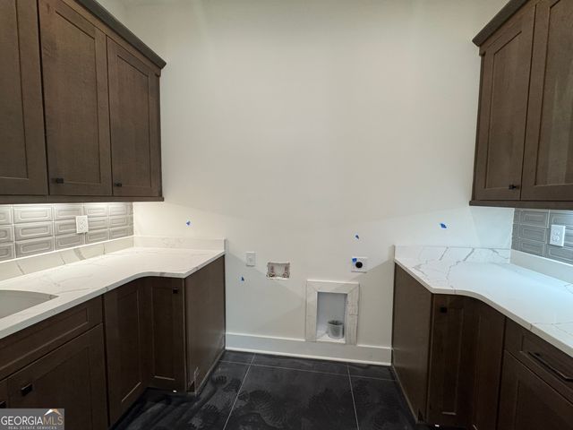 940 Laurel Brooke Avenue, Peachtree City, GA 30269