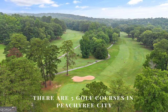 940 Laurel Brooke Avenue, Peachtree City, GA 30269