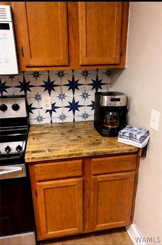 2515 Veterans Mem 402, Tuscaloosa, AL 35404