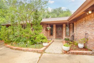 2902 Chaparral Circle, Bryan, TX 77802