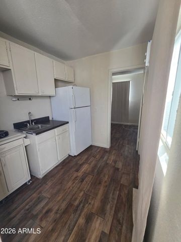 13201 N 19th Place C, Phoenix, AZ 85022