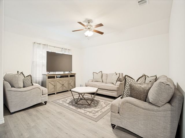 2008 Chisos Court, Princeton, TX 75407