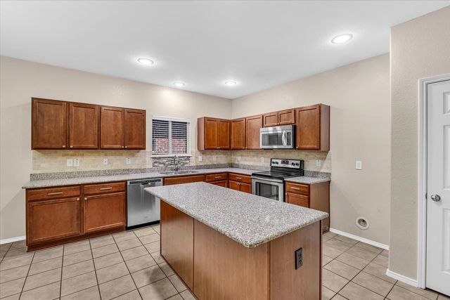 619 Denali, Arlington, TX 76002