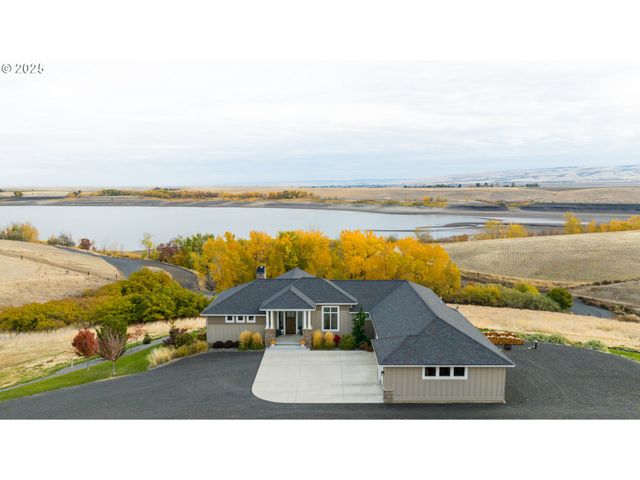 70349 LAKESIDE Rd, Pendleton, OR 97801