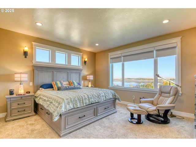 70349 LAKESIDE Rd, Pendleton, OR 97801