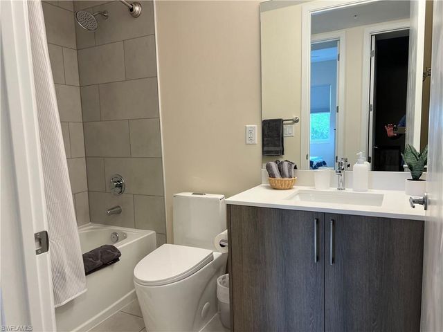 26600 Rosewood Pointe DR B-107, Bonita Springs, FL 34135