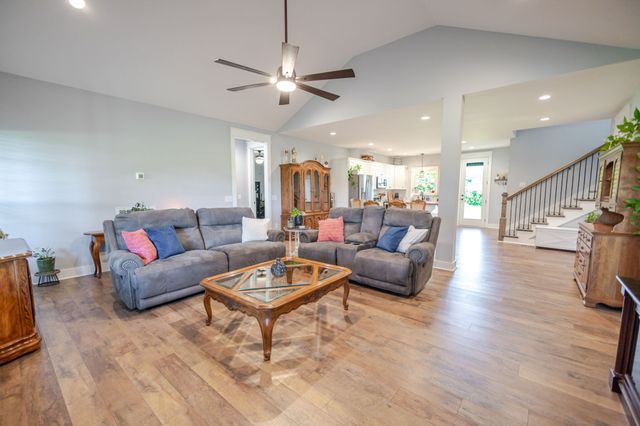 1510 Wade Brown Rd, Lewisburg, TN 37091