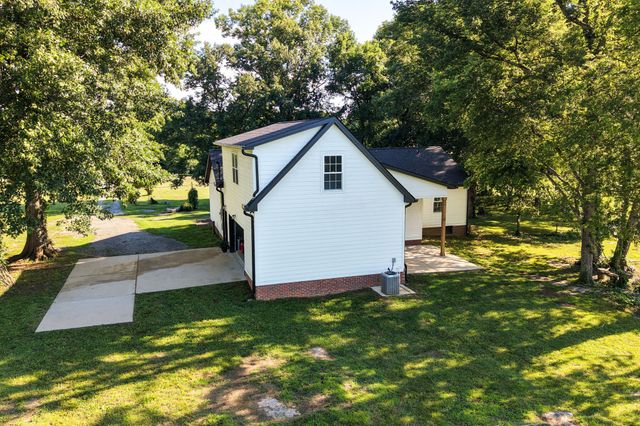 1510 Wade Brown Rd, Lewisburg, TN 37091