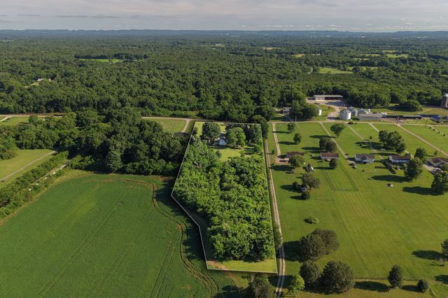 1510 Wade Brown Rd, Lewisburg, TN 37091