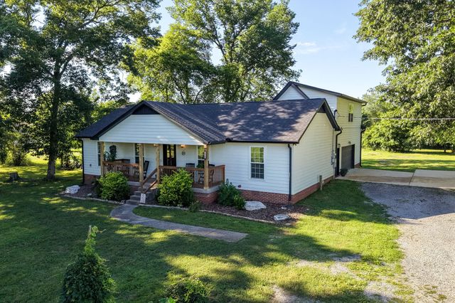 1510 Wade Brown Rd, Lewisburg, TN 37091