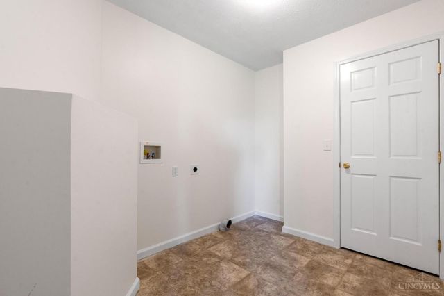 70 Dutch Creek Drive, Chester Twp, OH 45177
