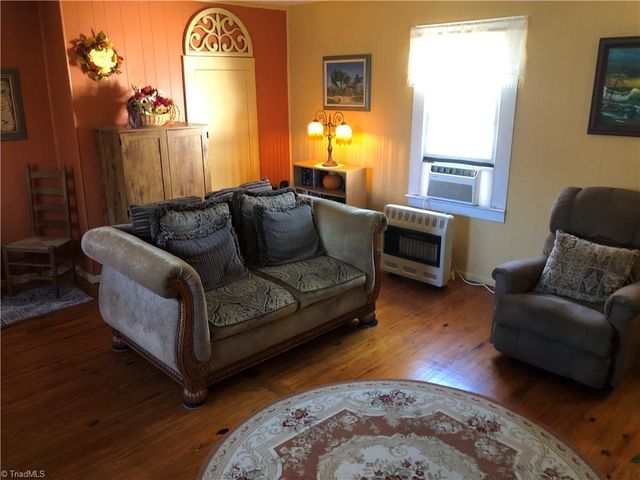 423 Epworth, Cana, VA 24317