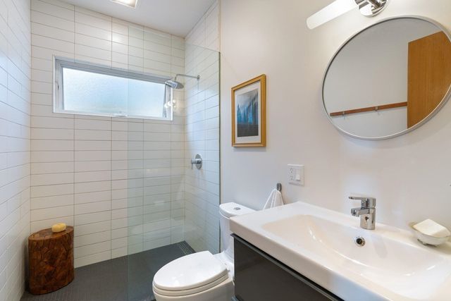 7981 Terrace Dr, El Cerrito, CA 94530