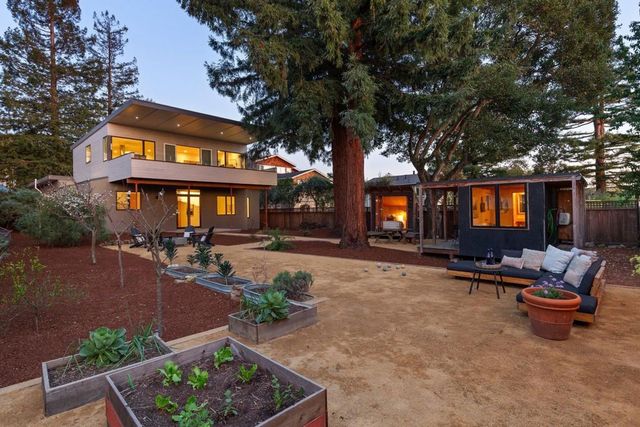 7981 Terrace Dr, El Cerrito, CA 94530