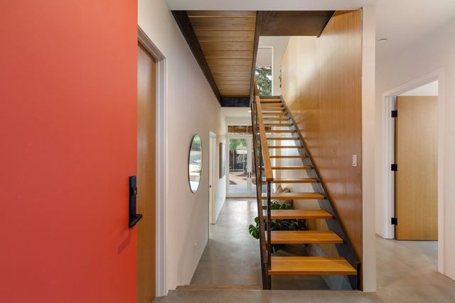 7981 Terrace Dr, El Cerrito, CA 94530