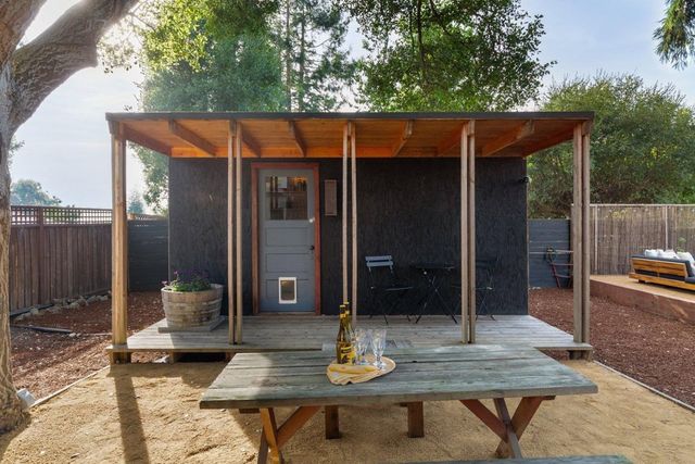 7981 Terrace Dr, El Cerrito, CA 94530