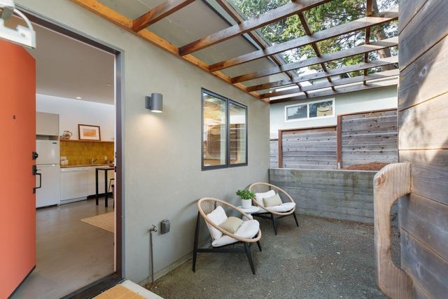 7981 Terrace Dr, El Cerrito, CA 94530