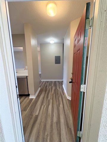 6019 PORTSDALE PLACE 202, Riverview, FL 33578