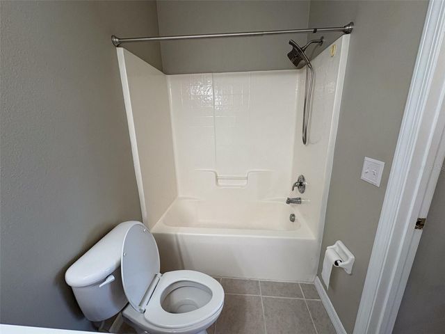 6019 PORTSDALE PLACE 202, Riverview, FL 33578