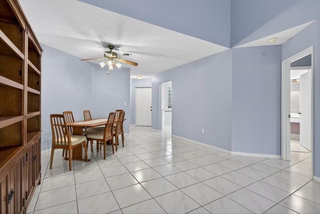 4250 NW 30th Street 357, Coconut Creek, FL 33066
