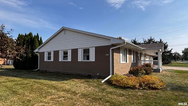 1033 SWEETBRIAR Place, Galesburg, IL 61401