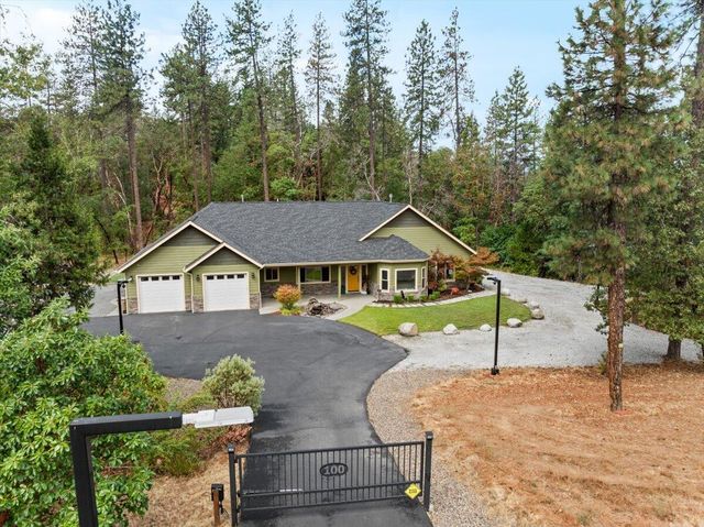 100 McKenzie Ridge Road, Grants Pass, OR 97526