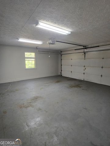 125 E Country Woods Drive, Covington, GA 30016