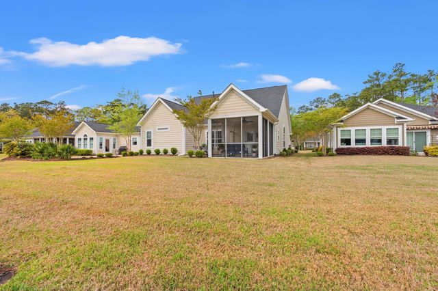 649 Elmwood Circle, Murrells Inlet, SC 29576